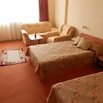 семеен роза 3*