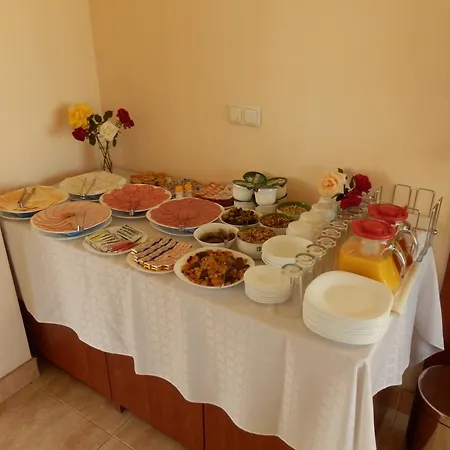 семеен роза 3*