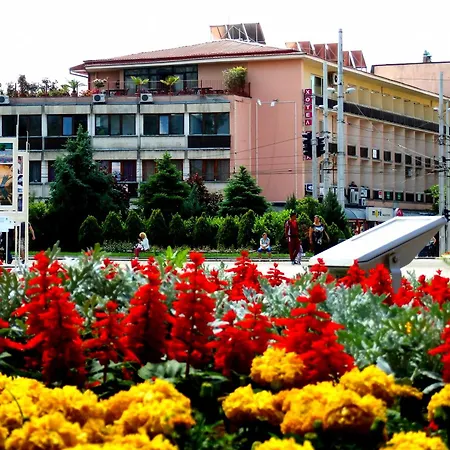 Hotel семеен роза 3*