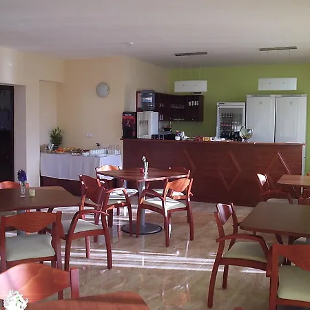 семеен роза Kazanlŭk