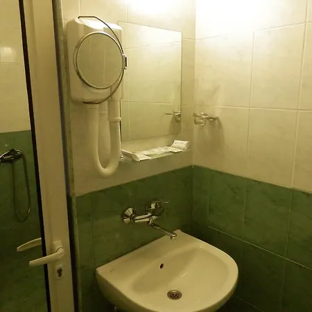 семеен роза