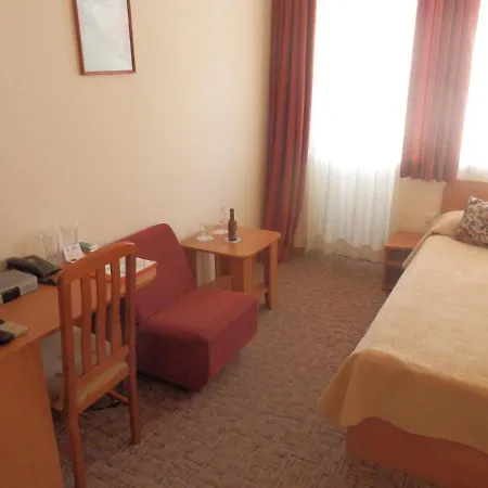 семеен роза Hotel