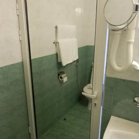 семеен роза