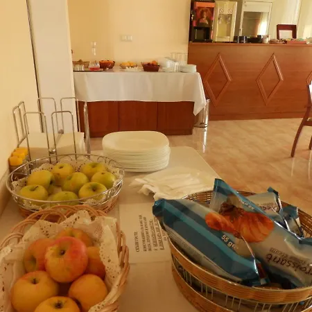 Hotel семеен роза Kazanlŭk