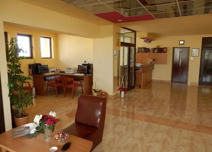 ホテル семеен роза