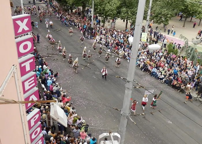 Hotel семеен роза