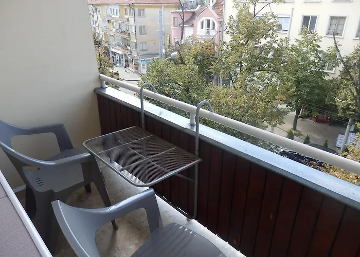 Hotel семеен роза 3*